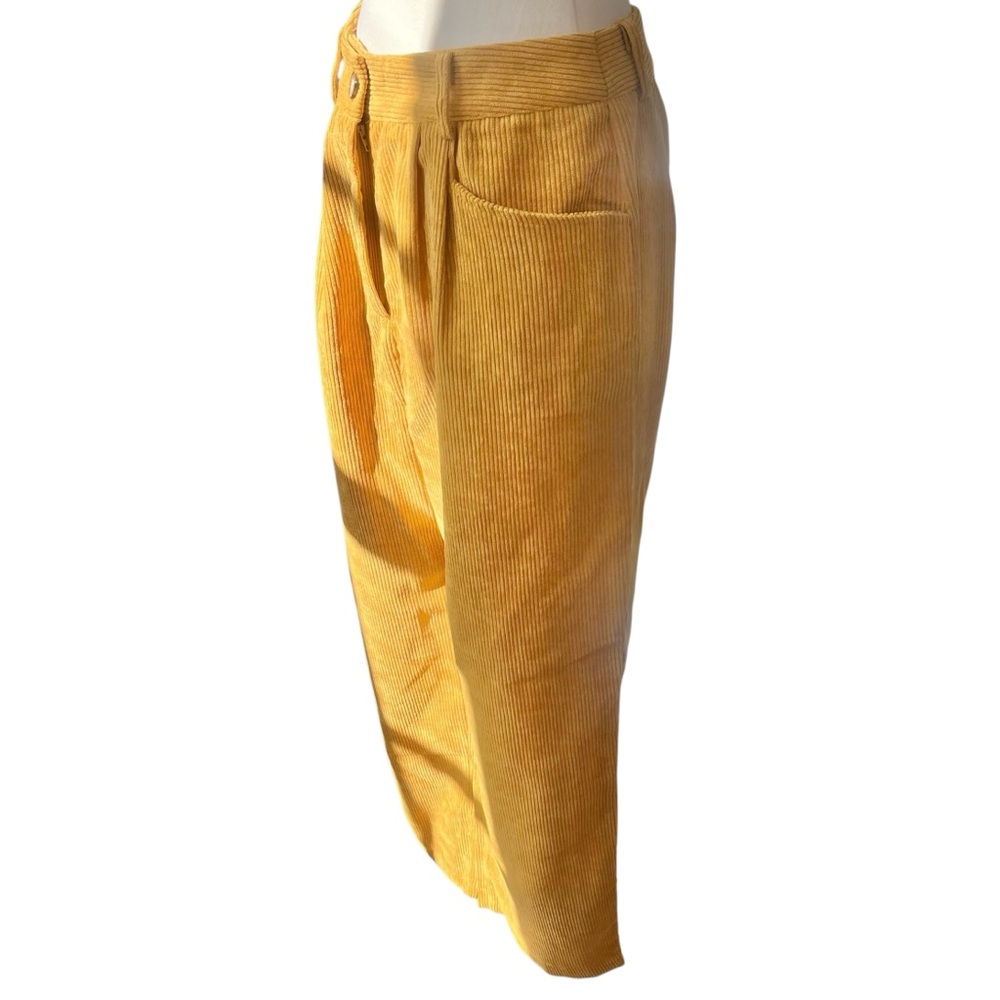 NWT High waisted relaxed fit pleated mustard yellow corduroy trousers 6 - Picture 4 of 16